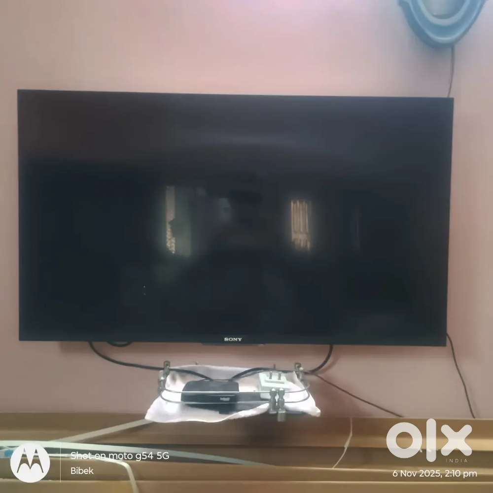 Sony Bravia 108 cm 43 inches tv