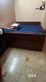 King size bed of shegun wood