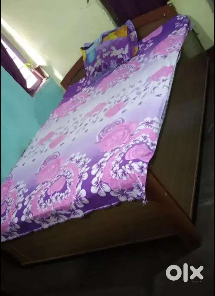 Deewan box Bed with cotton mattress