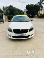 Skoda Rapid 2013-2016 1.5 TDI AT Ambition With Alloy Wheel, 2015, Di..