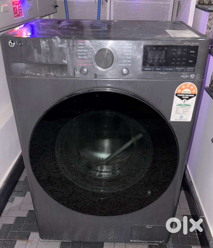 LG 7kg Fully Automatic Front Load Washing Machine with Built in Heater
