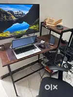 Computer table