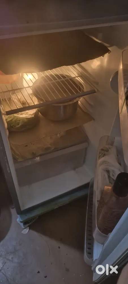 LG fridge 240L