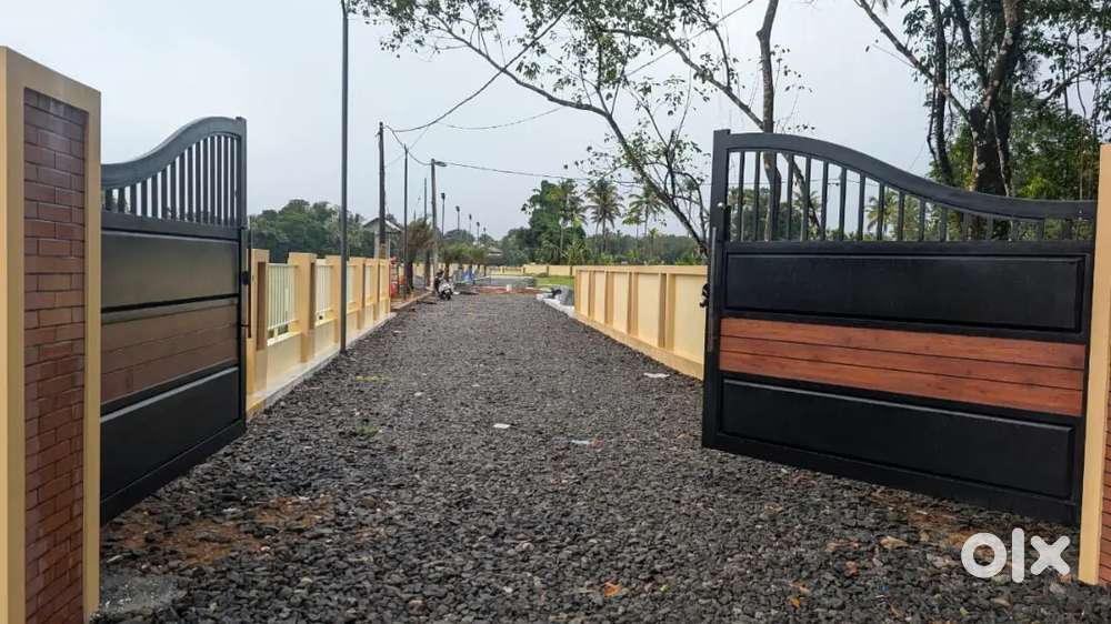 NEAR ANGAMALY TOWN PREMIUM PLOTS FOR SALE - 90% LOAN - NEGOTIABLE