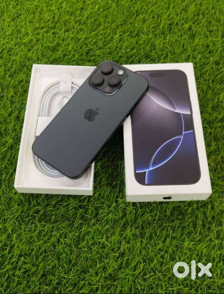 Selling iPhone 16 Pro Open Box Piece, 98% Battery with Variant 128 GB.