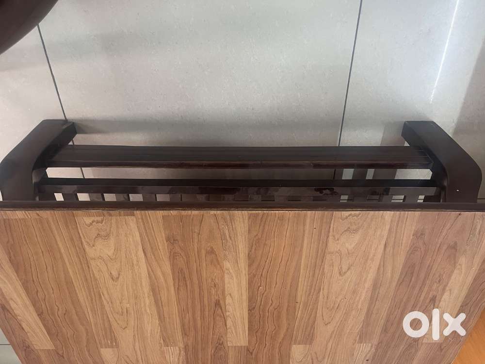 Sofa set with centre table