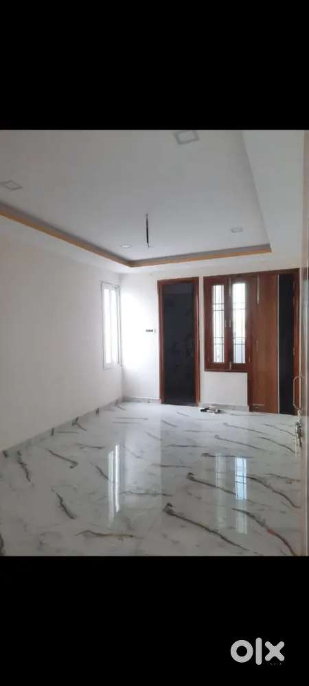 2bhk set boys and girls family