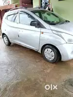 Hyundai EON 2013 ending petrol well maintained