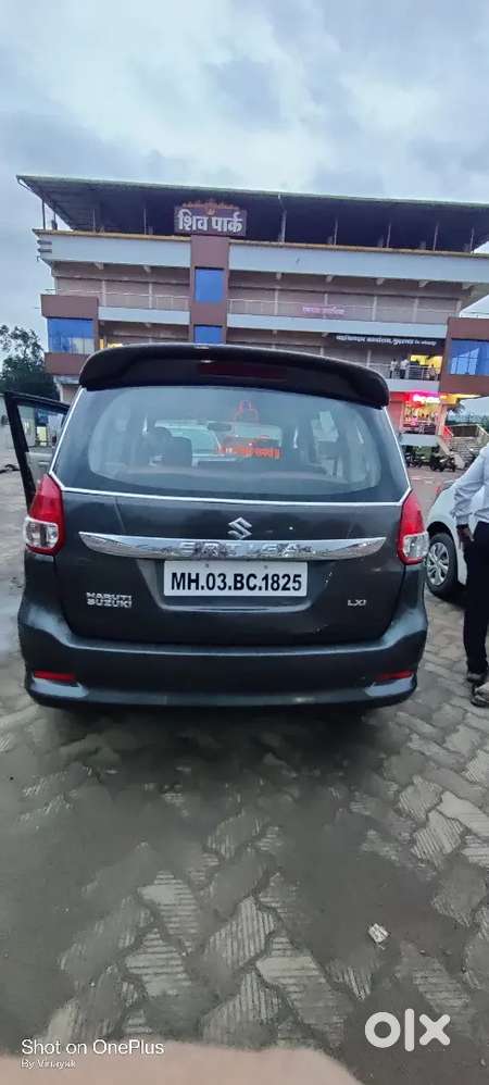 Maruti Suzuki Ertiga 2014 CNG & Hybrids 100200 Km Driven