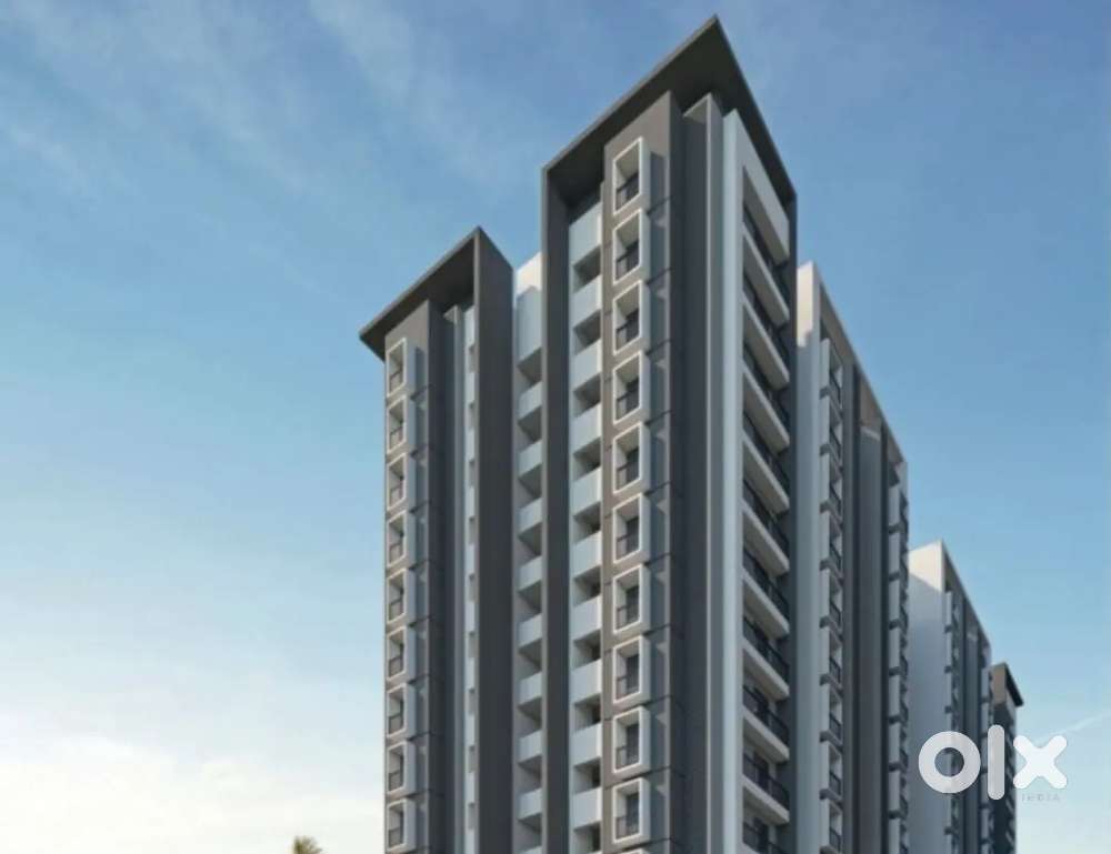 Big Size 2Bhk @35Lace  In New Althan Surat