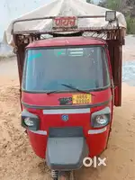 Auto three wheeler