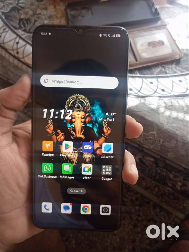 Oppo a38 (4 128)