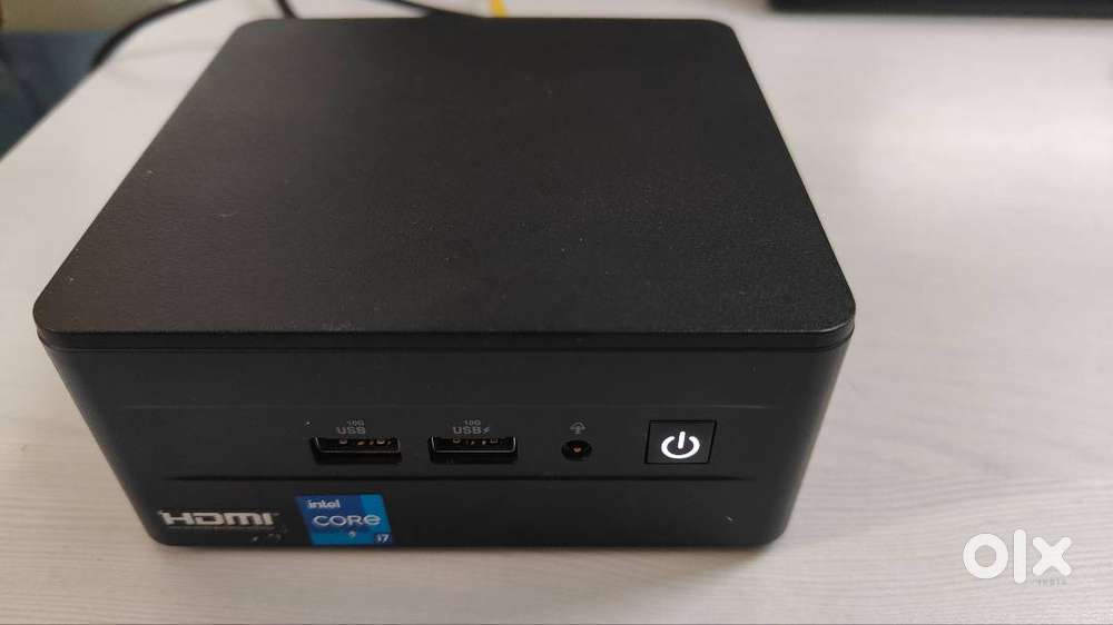 ASUS NUC NUC12WSH-B core i7 12th gen