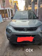 TATA Punch Single Hand Company Maintenance