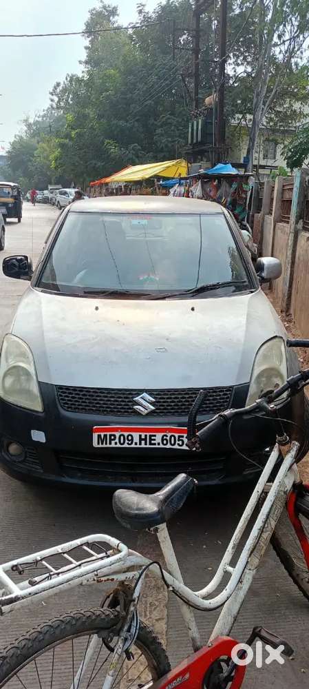 Maruti Suzuki Swift 2005 Petrol 70000 Km Driven