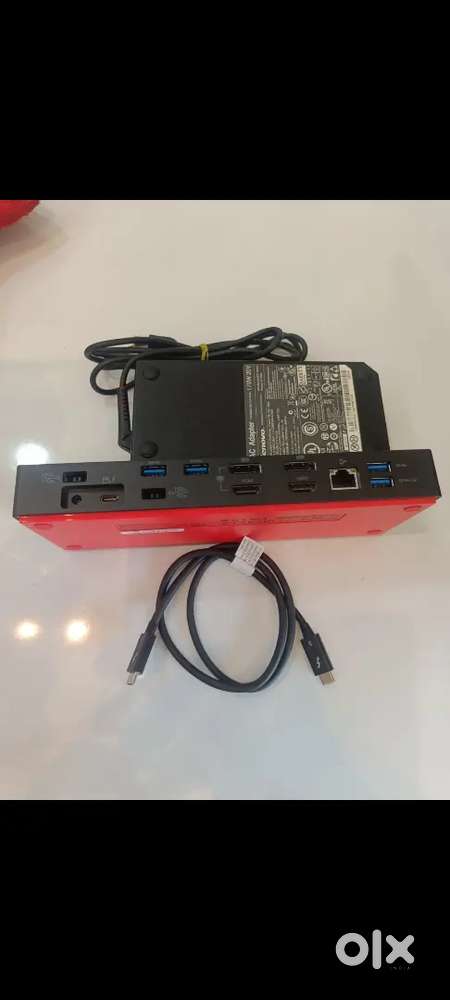 Lenovo Dock Thunderbolt 3