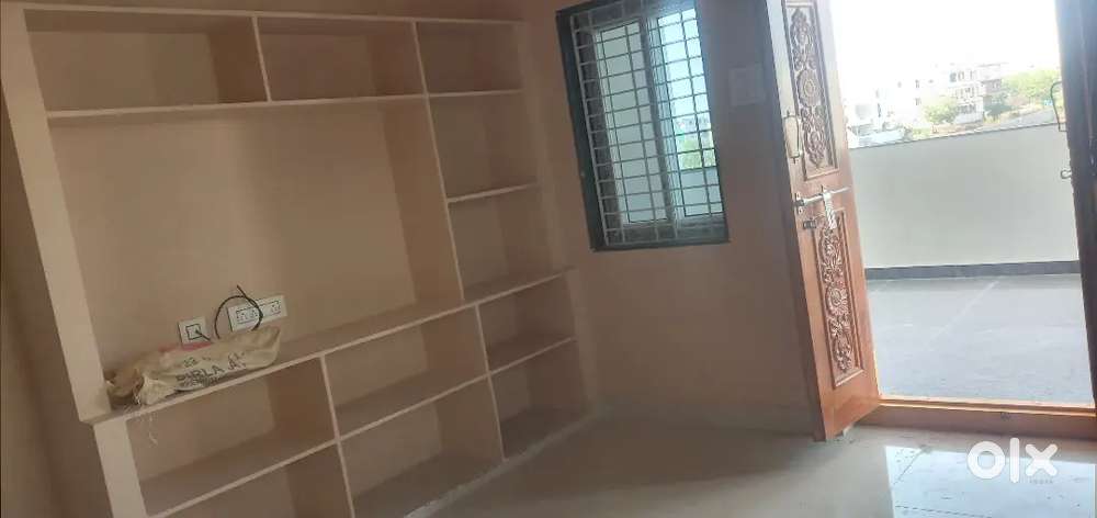 2BHK RENT NEAR VMART FOR FAMILY