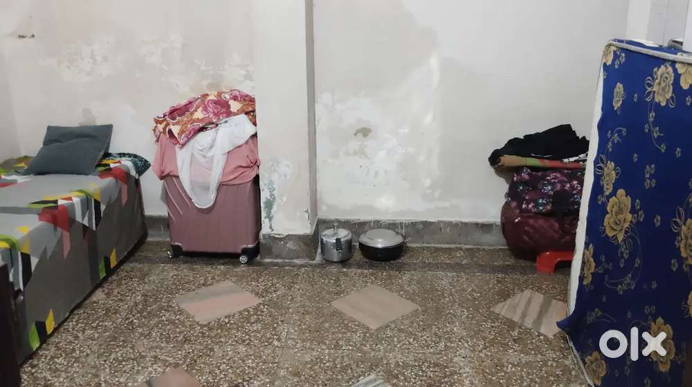 Need 1 roommate only muslim girl