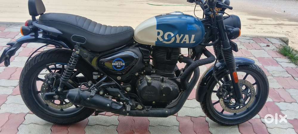 Single owner showroom track