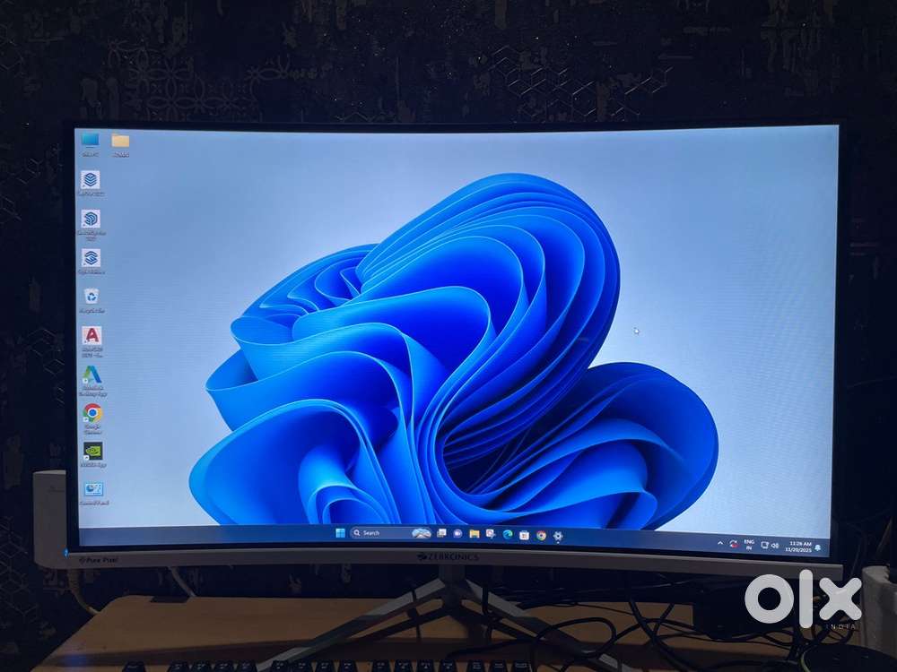 Zebronics 32 inch curved monitor