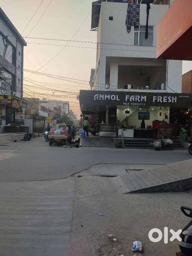 I need telecaller for immigration office