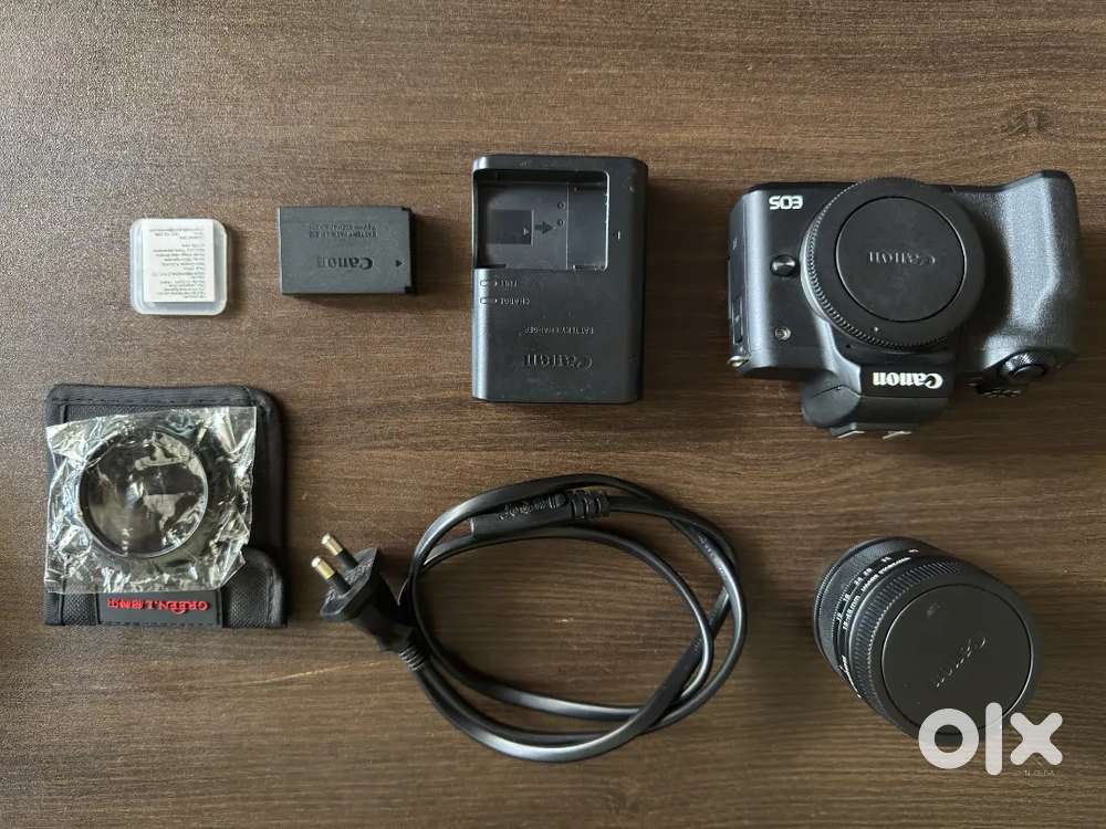 Canon M50 mirror less camera