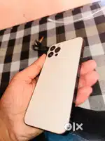 iPhone 12 por