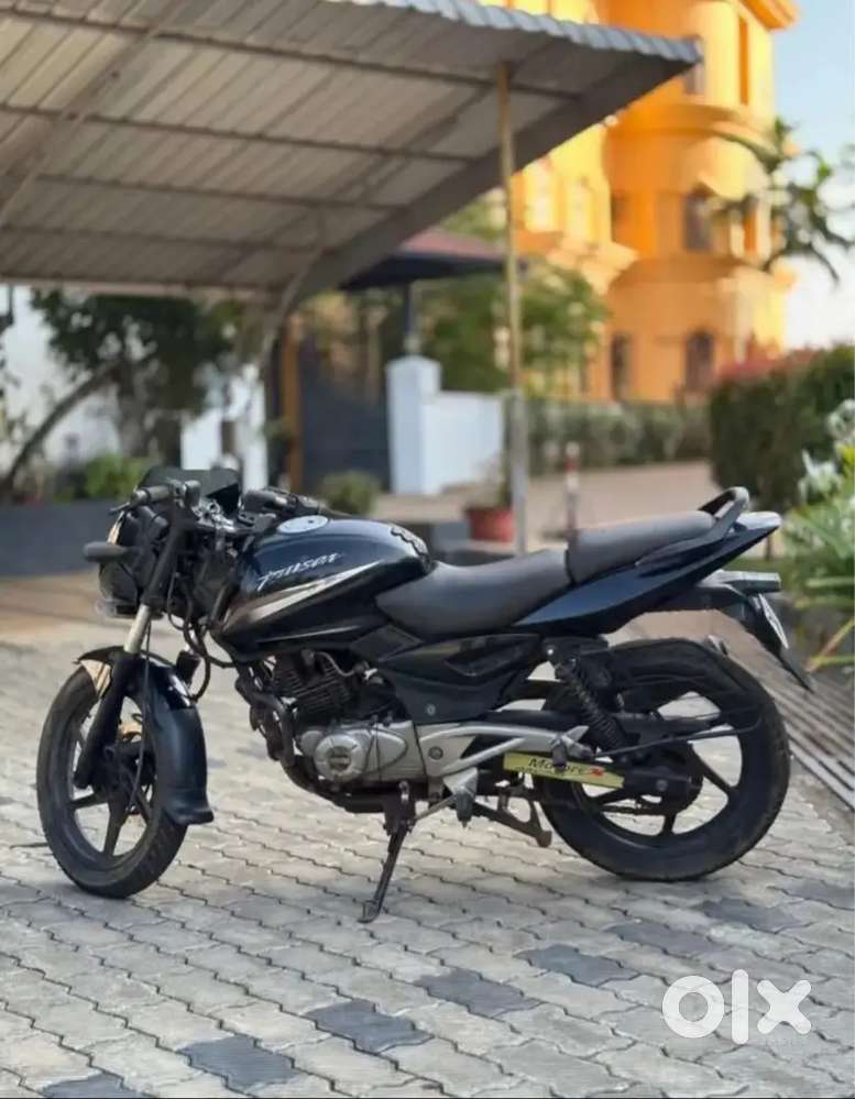 PULSAR 180