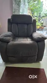 Lazy boy Recliner chairs 2 numbers