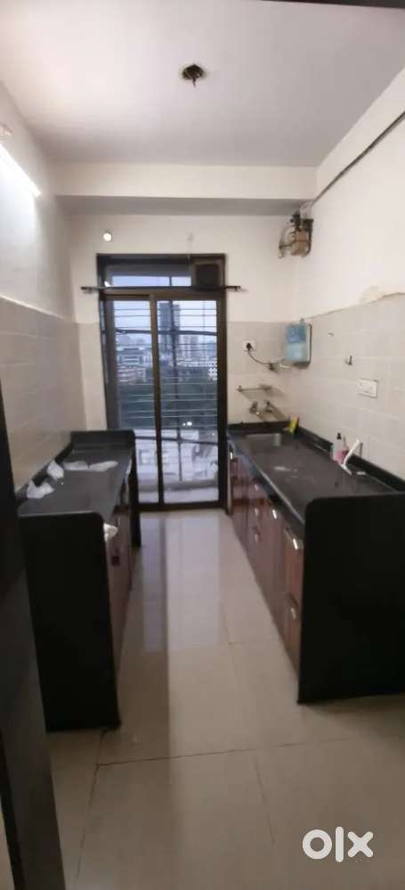 1bhk rental flat available in aanand nagar ghodbarder hai