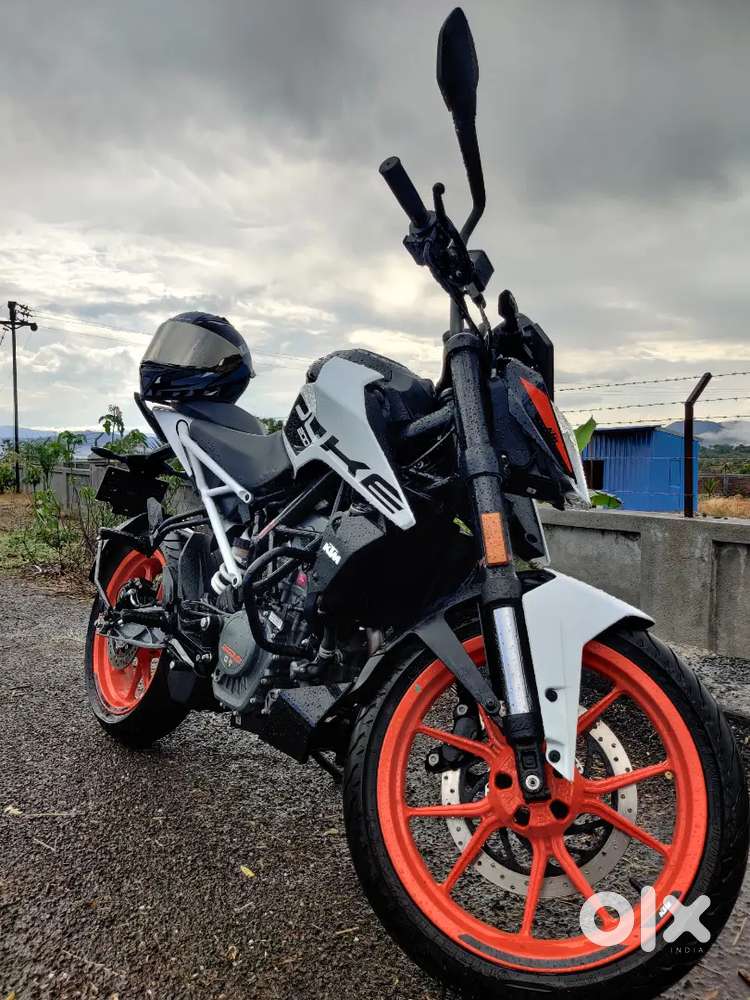 KTM DUKE 200