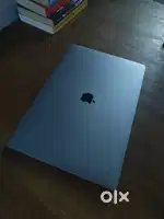 MacBook Pro 16” (2019)  i7 processor 16GB  512GB  96% Battery