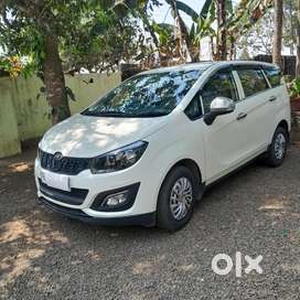 Mahindra Marazzo 2023 Diesel 30728 Km Driven