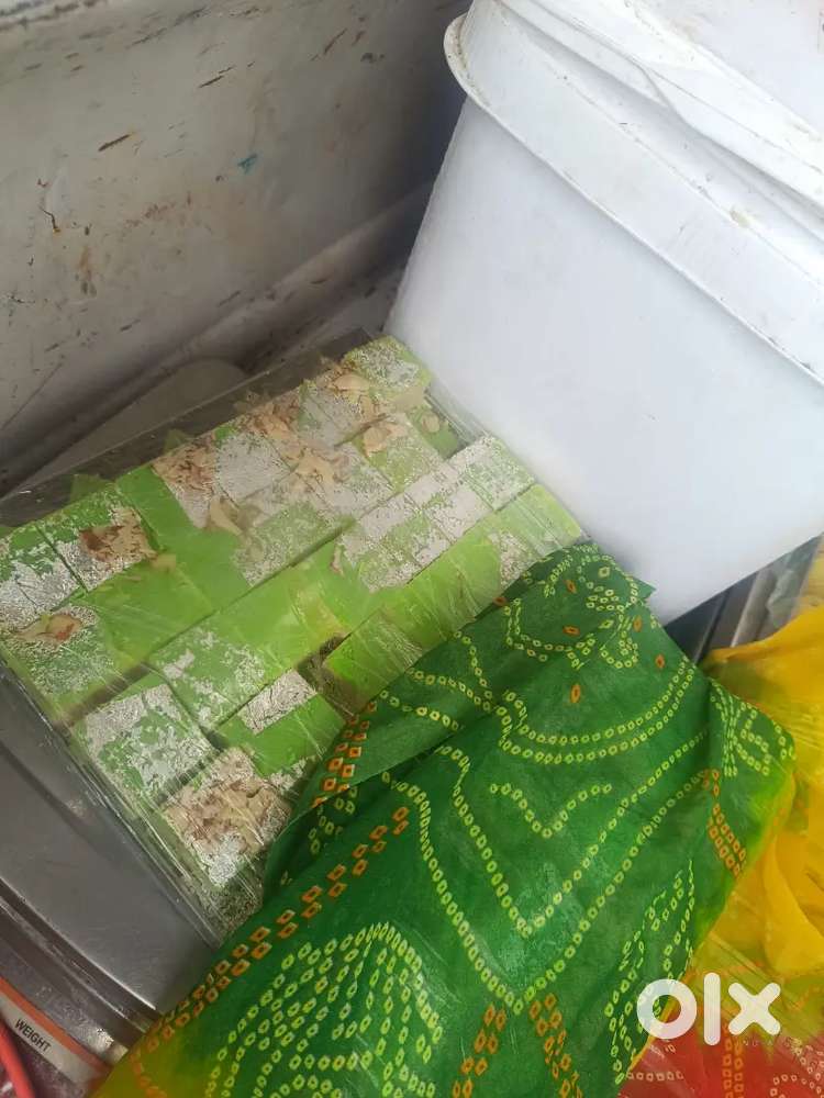 Samosa kachori mithai ka karigar chahiye