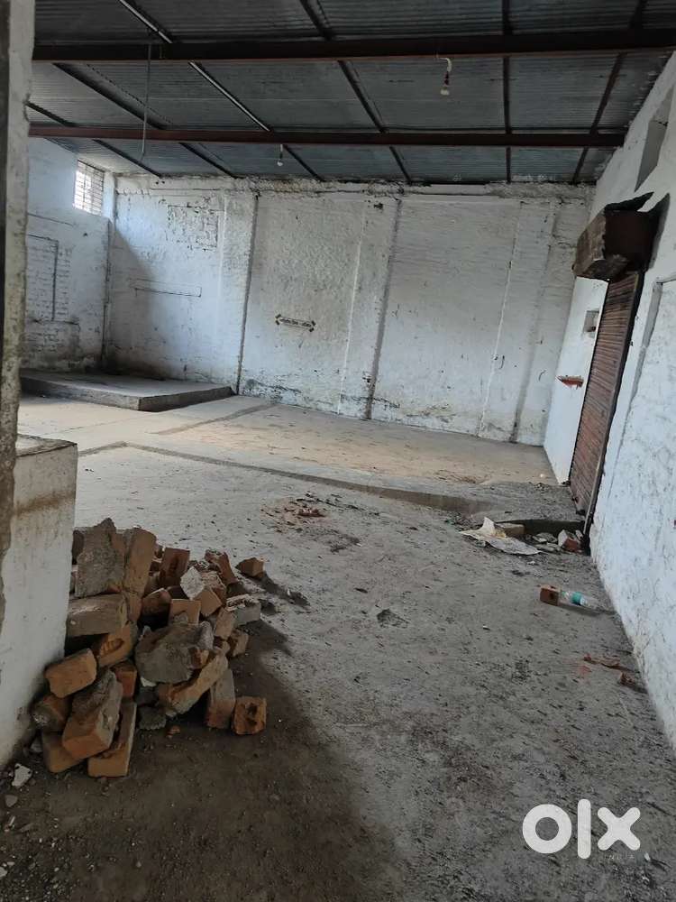 Warehouse godowns for rent 900sq 1000sq 2000sq