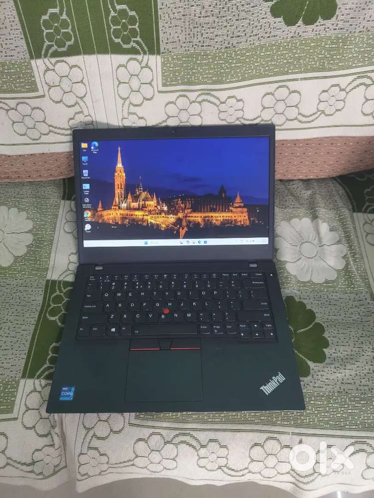 Lenovo Business laptop Intel core i7 11th gen 16gb Ram, 512gb Nvme.