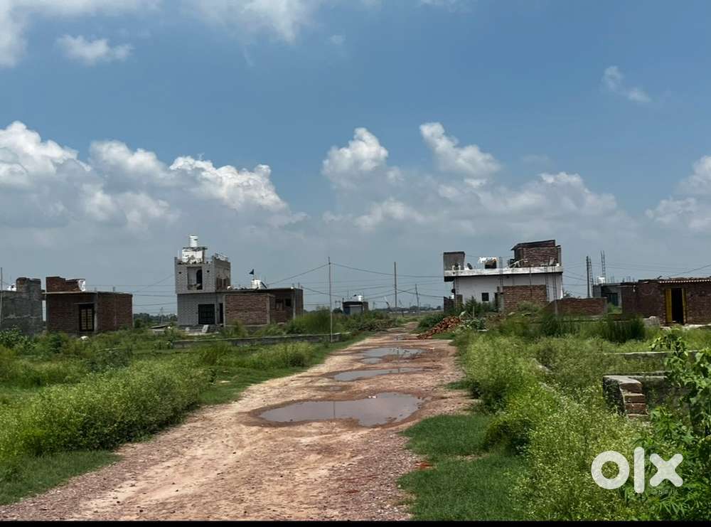 2.5km from amrita hospital , best schools , petrol pump with in 2km