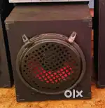 Dainty 10inch subwoofer good condition with Box