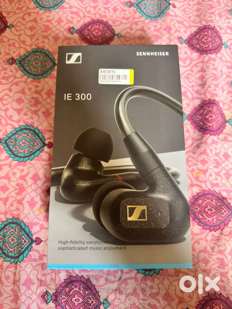 Sennheiser IE300 earphones