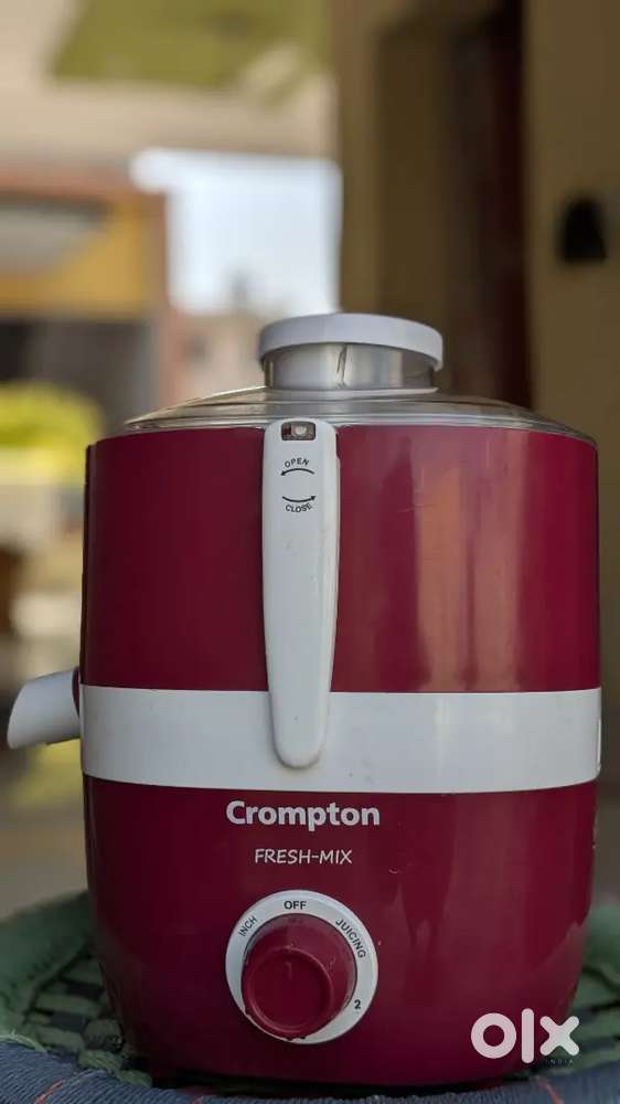 Juicer mixer Grinder