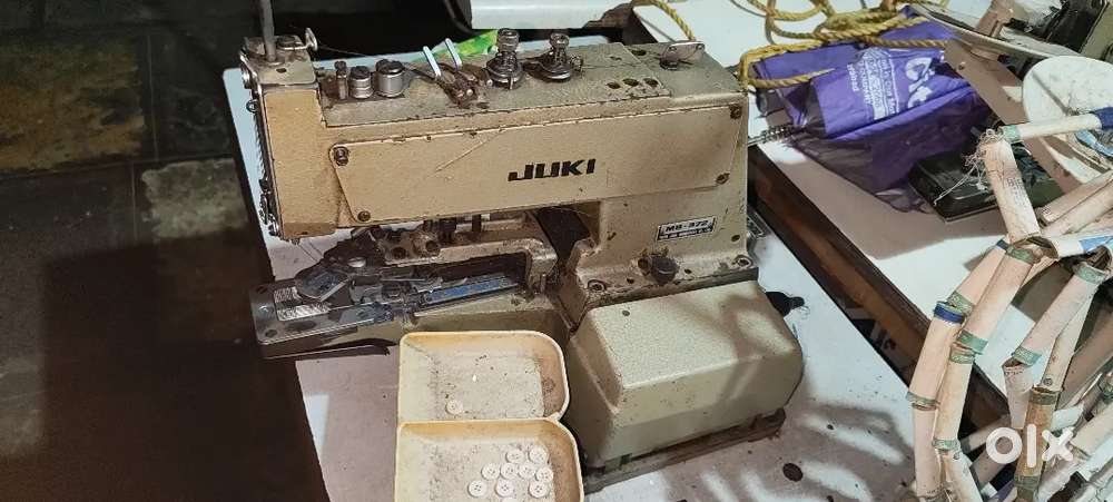 JUKI button stitching machine
