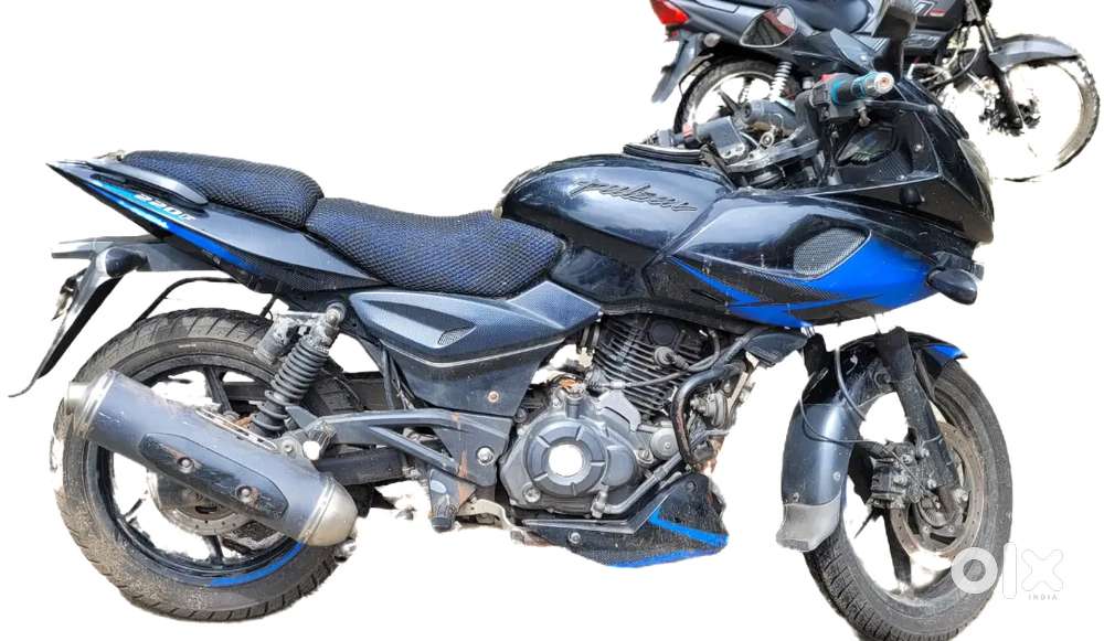 Bajaj pulser