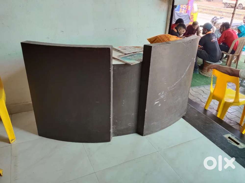 Shop counter