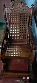 Sale of wooden chair