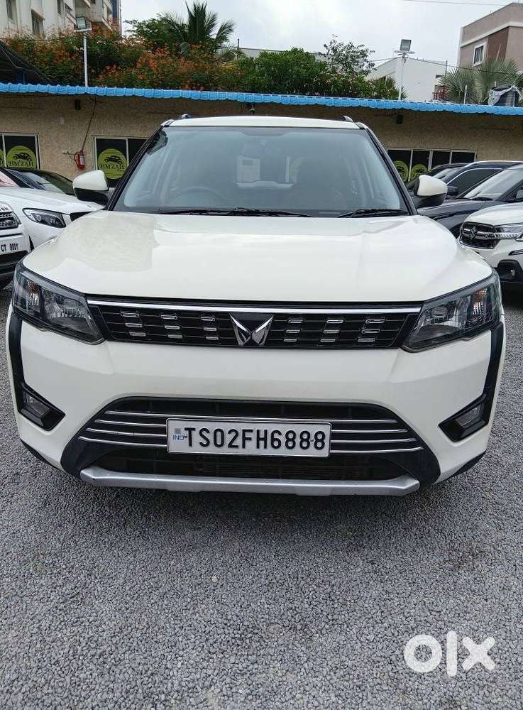 Mahindra XUV300 W6 Diesel, 2022, Diesel
