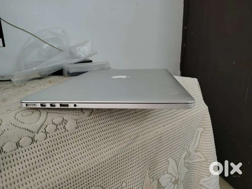 Apple MacBook Pro 15-inch 16GB/256GB/i7