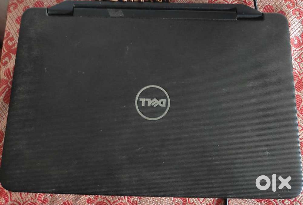 Dell Vostro 2520 15.6-inch Laptop (Core i3-3110M)B/500GB HDD