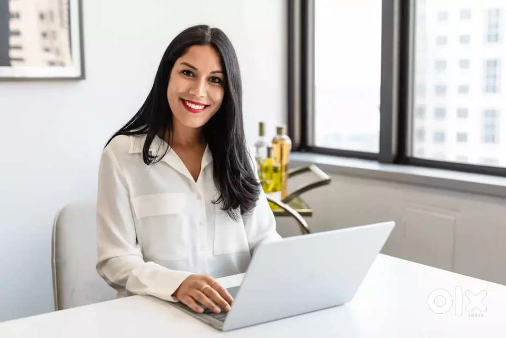 PARSONAL SECRETARY GIRL OR WOMEN