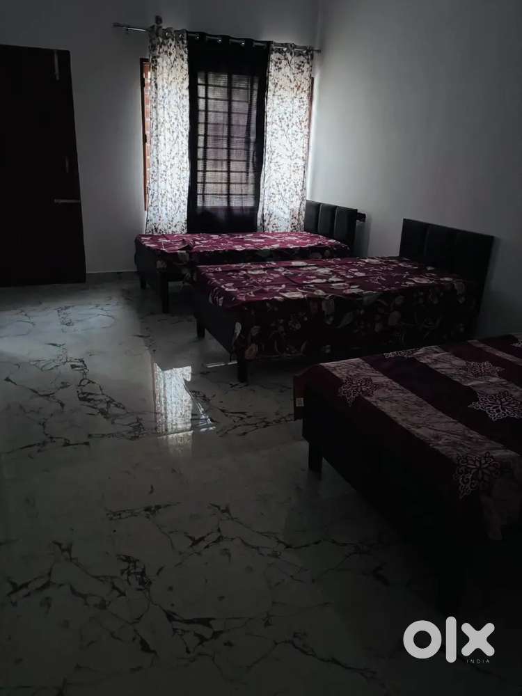 NEW CONSTRUCTION PG FOR GIRLS IN SECTOR 21D CHANDIGARH