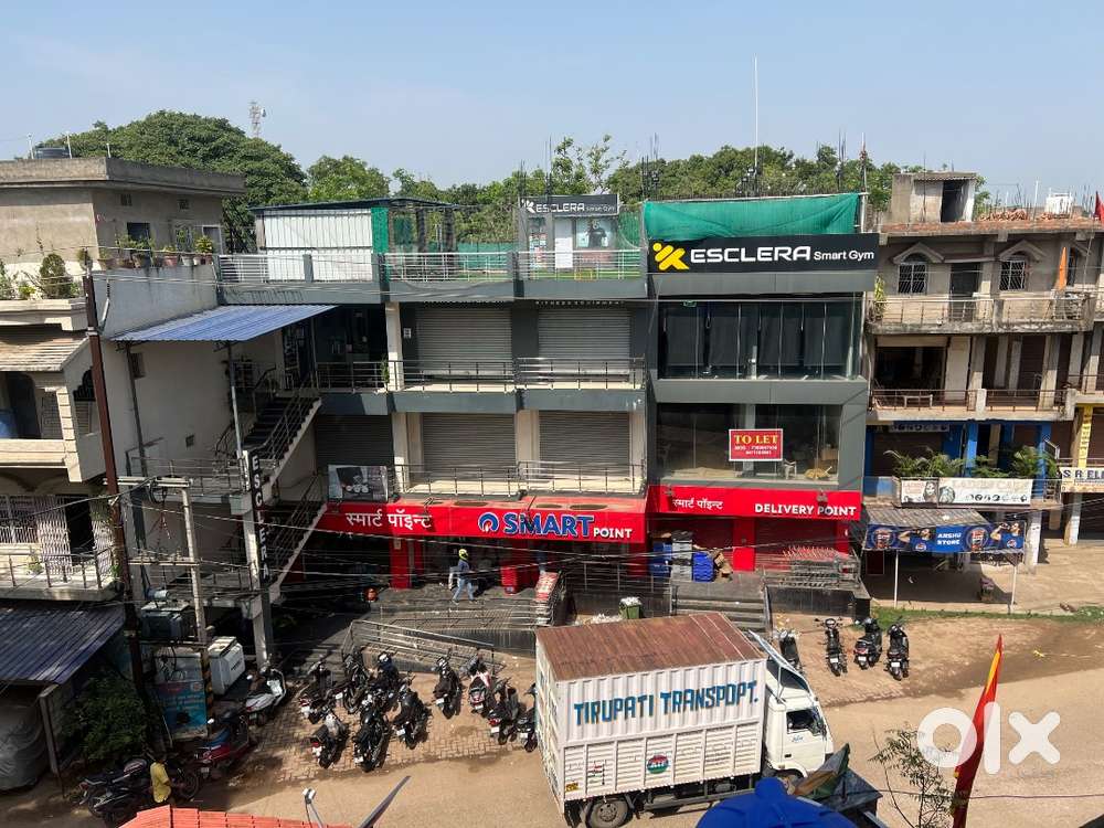 Space available for lease/rent on 1st floor in prime location in Ratu